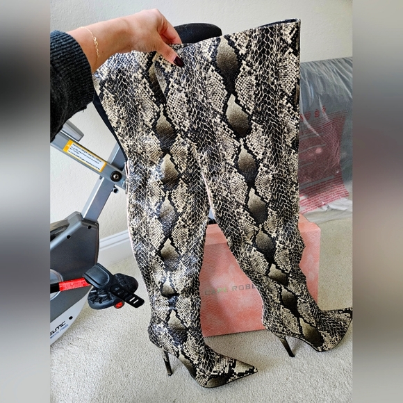 Cape Robbin Shoes - Cape Robbin Thigh High Boots Size 9